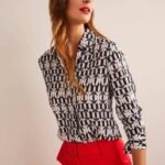 Women Regular Fit Printed Spread Collar Casual Shirt